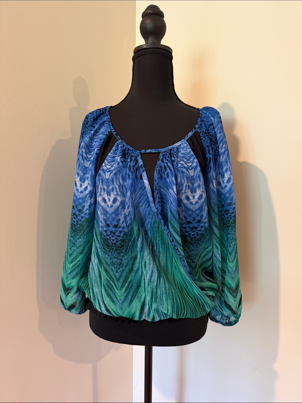 XOXO Blue Green Printed Surplice Long-Sleeve Blouse